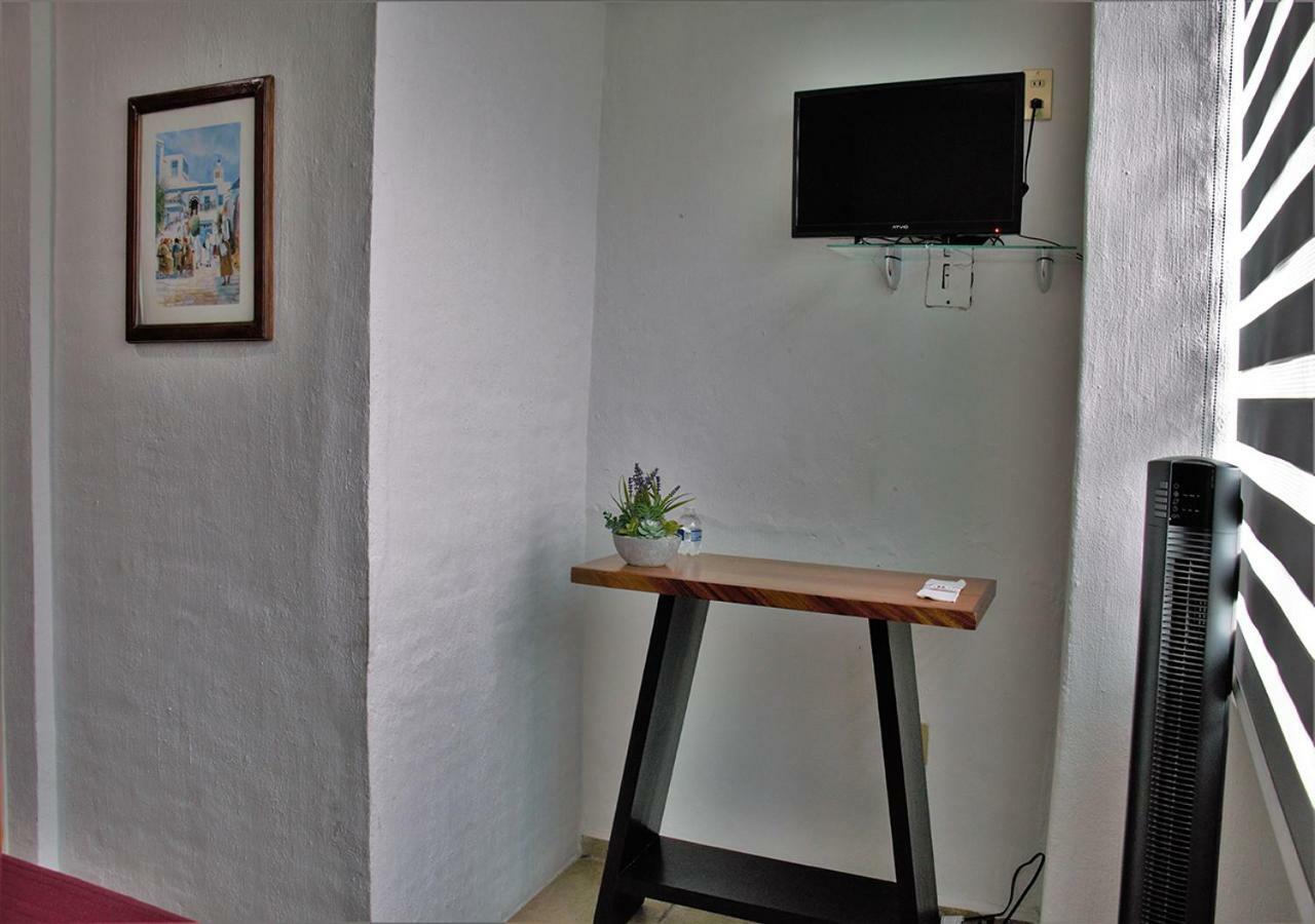 Hotel Lit กัวดาลาฮารา ภายนอก รูปภาพ